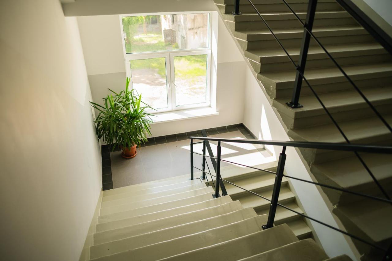 Apartment West In *