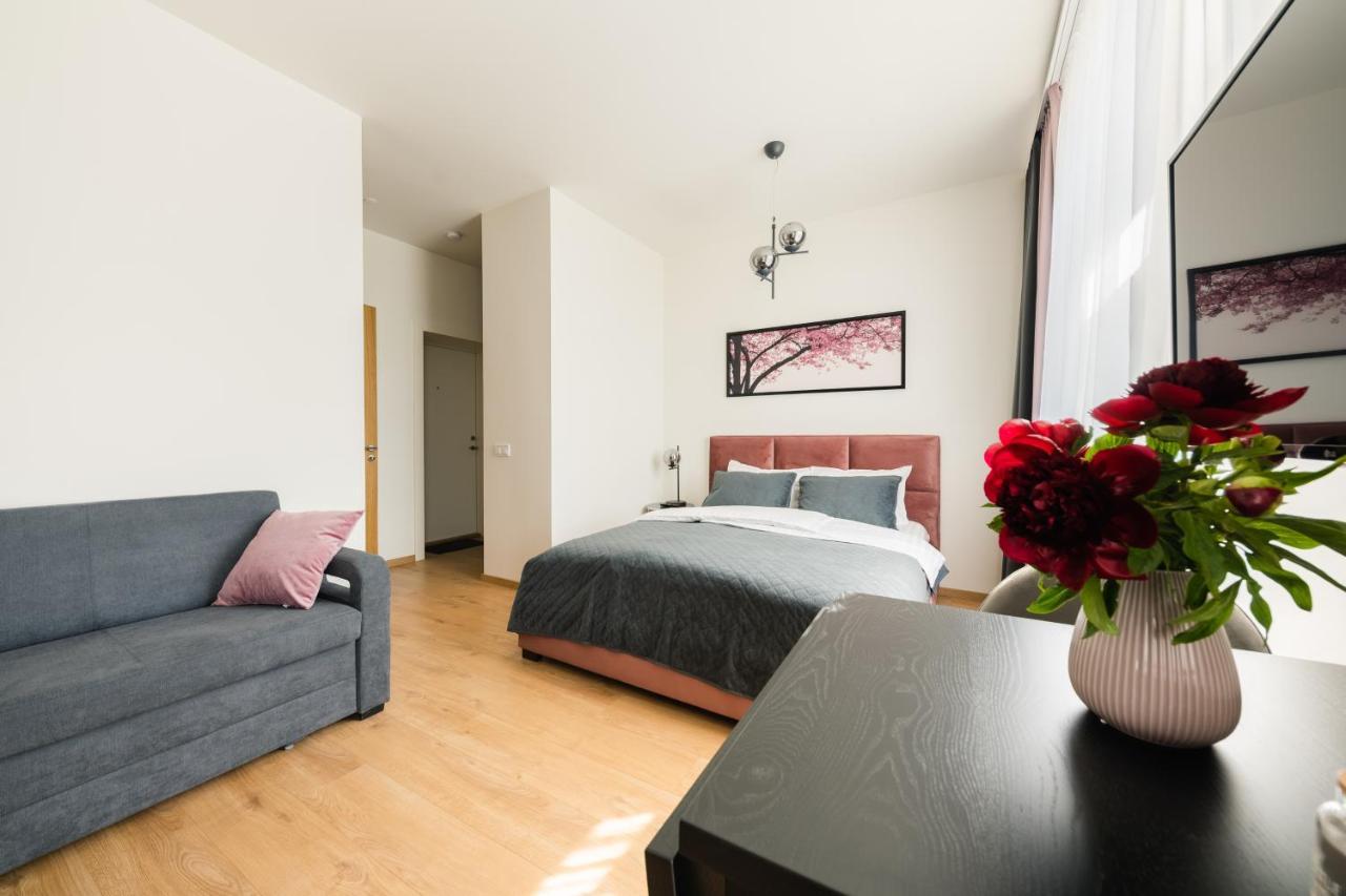 Apartment West In