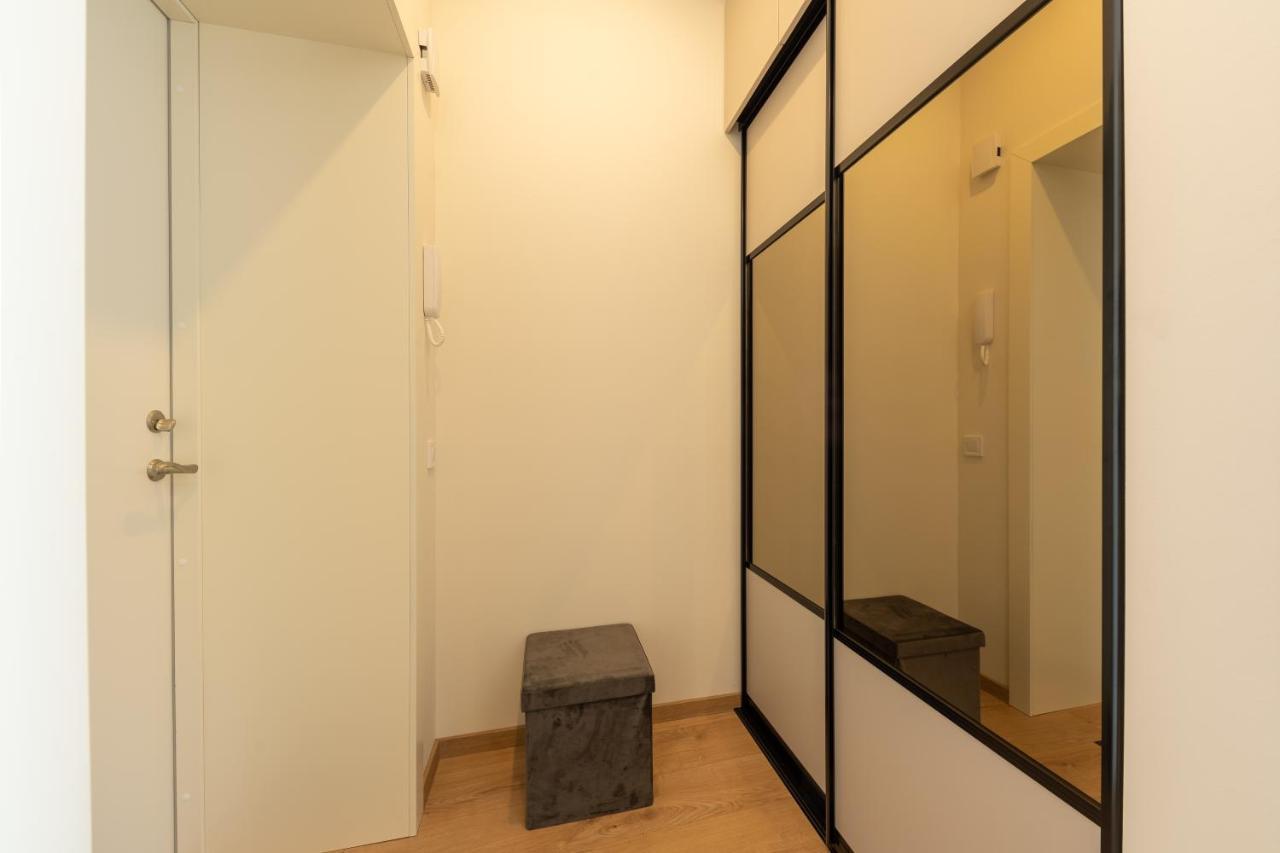 Apartment West In *